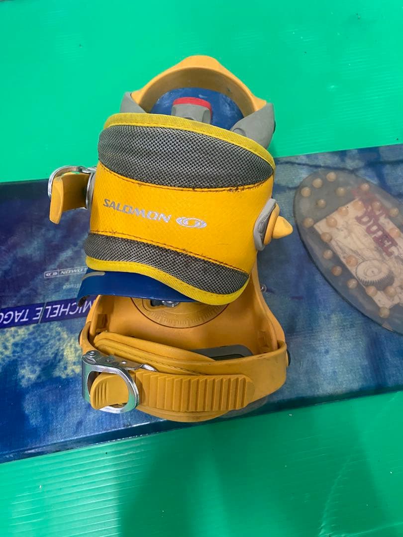 スノボーとバイディングサロモンブーツFLOW VEGA セット