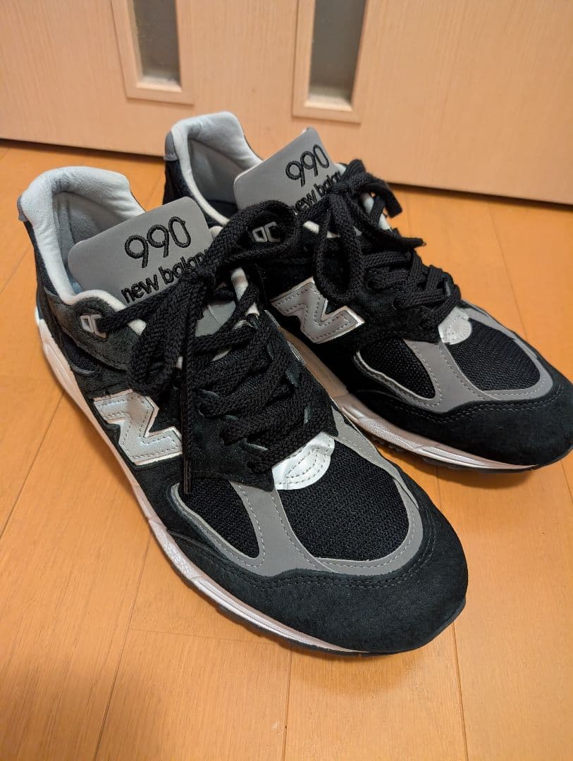 リョウ様New Balance 990 v2 ブラック/ スニーカー - メルカリ