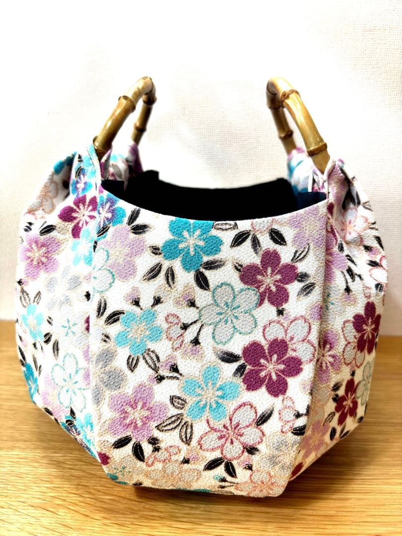 桜づくし　 （アイボリー・薄紫）着物バック和装バッグ　卒業成人式七五三結婚