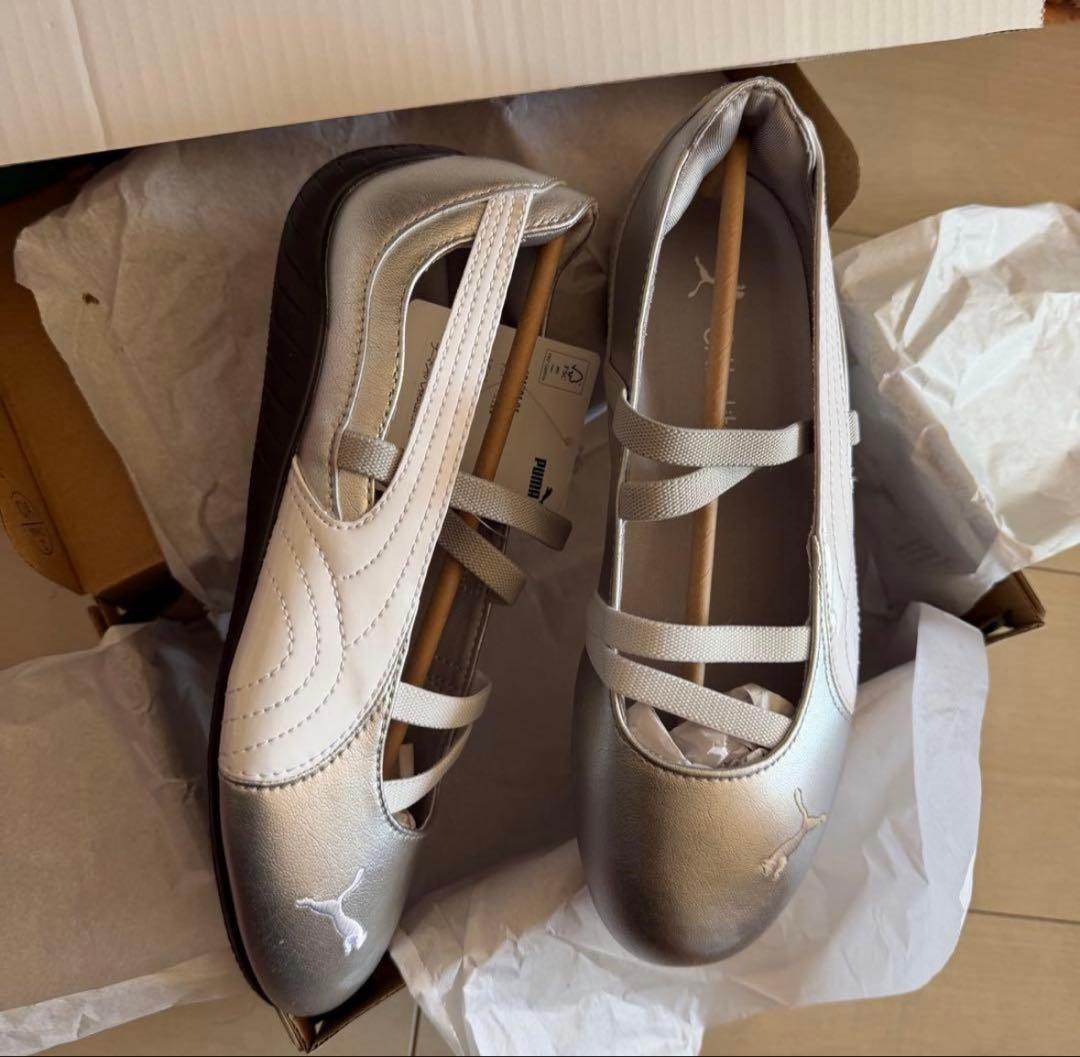 箱付き PUMA プーマ バレエシューズ シルバー 人気商品 - メルカリ