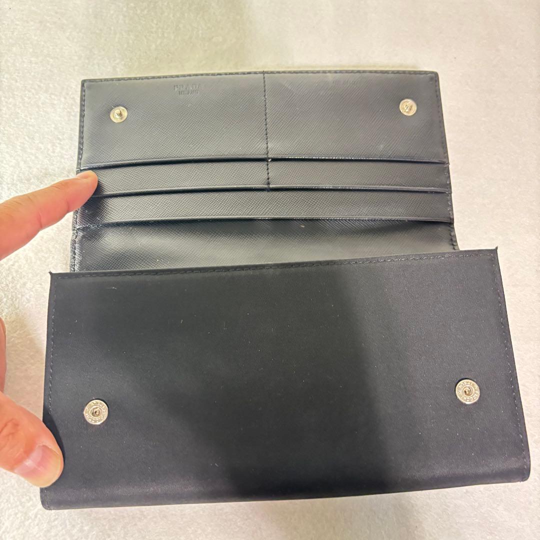 美品　PRADA プラダ　ブラック ナイロン　長財布　二つ折り財布
