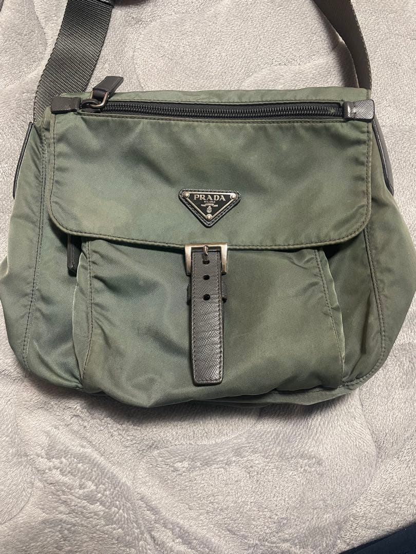 PRADA プラダ　グリーン　カーキ　メッセンジャーバッグ 楽天市場】プラダ PRADA（カラーカーキグリーン）（ショルダーバッグ
