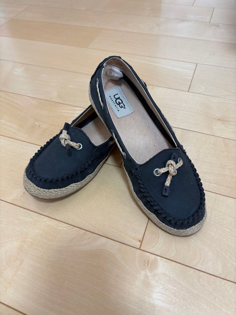 UGG オーストラリア ローファー - メルカリ