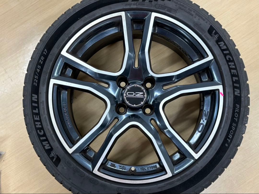 OZ アドレナリーナ7J17H2 ET25 プジョー308