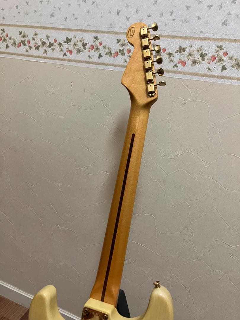 Fender custom shop Stratocaster 旧ロゴ - メルカリ