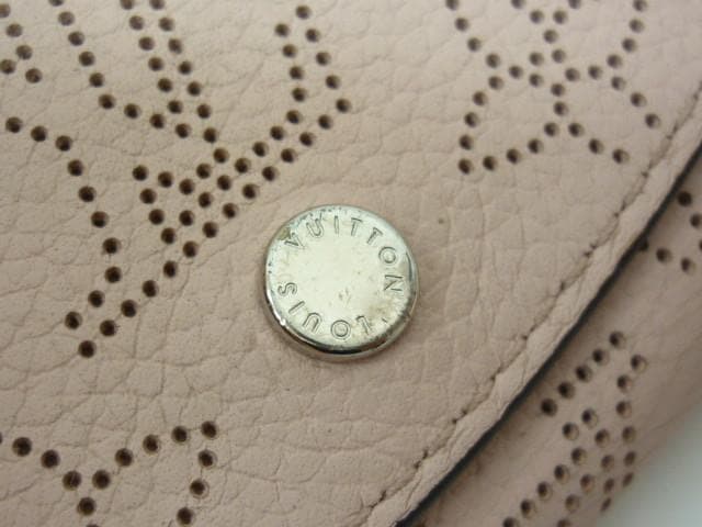 ヴィトン マヒナ ミュルティクレ 4 マグノリア Ｍ64056 キーケース　a