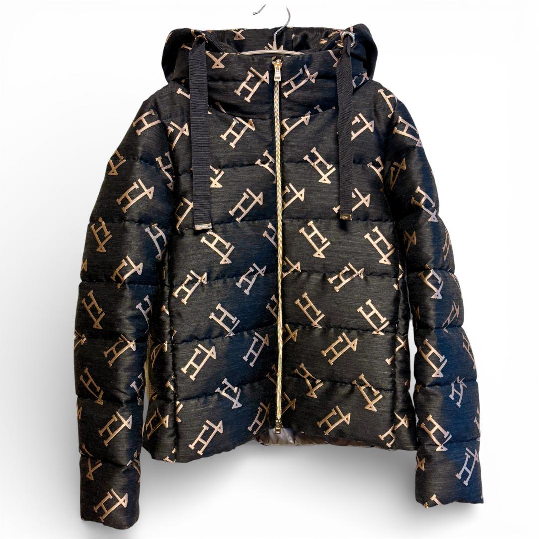 美品✨】HERNO モノグラム 総柄 ダウンジャケット - メルカリ