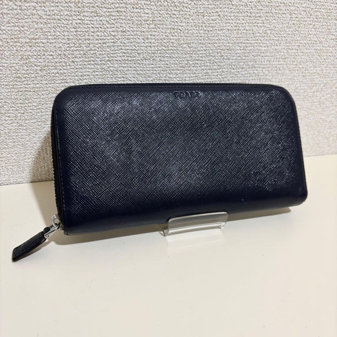 美品】PRADA ネイビー レザー 長財布 - メルカリ