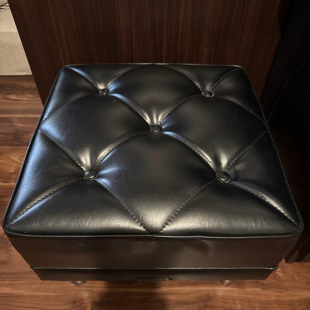 カリモク60 オットマン 黒レザー - メルカリ
