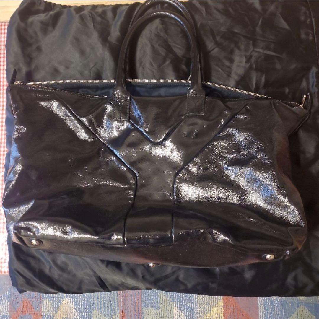 イヴサンローランイージーボストンバッグパテントレザー ブラック