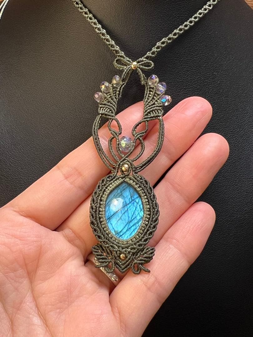 handmade_Luna.】マクラメ× ラブラドライト ネックレス