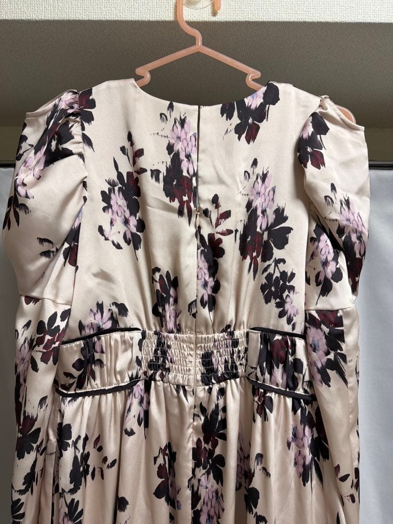 herlipto Muse Floral Cut-Out Dress - メルカリ