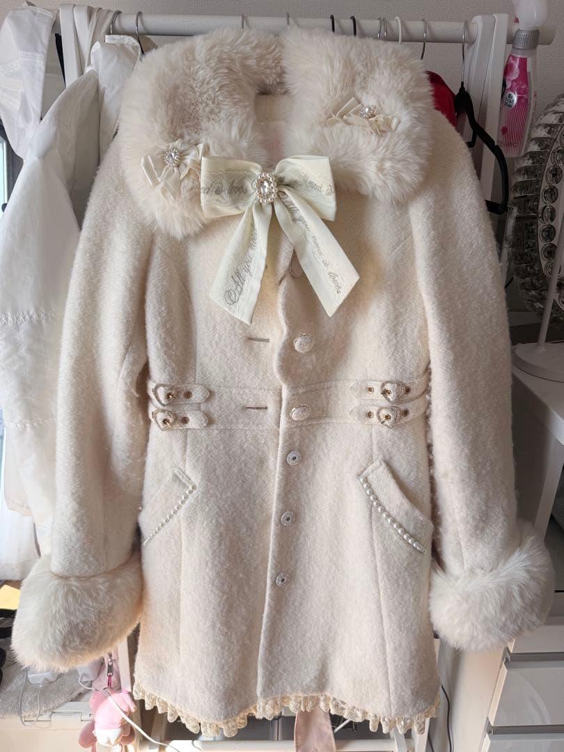 LIZLISA ビジューリボンミニ丈Aラインコート - メルカリ