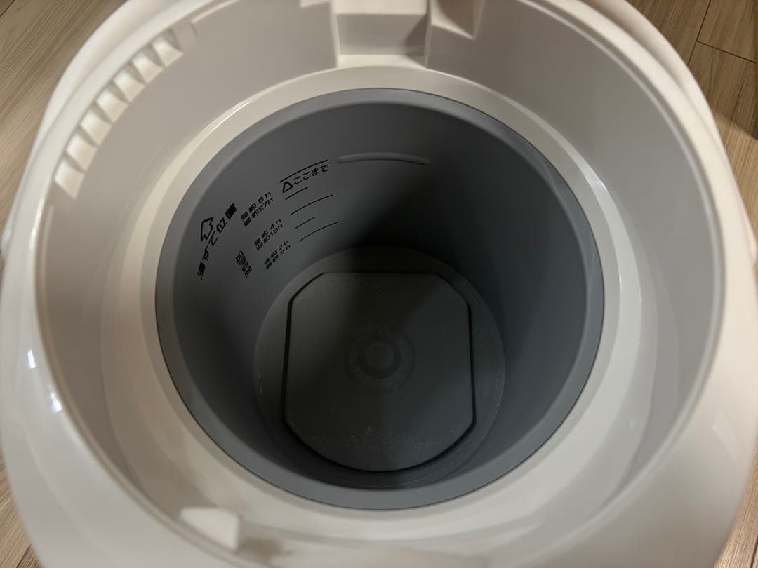 【未使用】象印 ゾウジルシ スチーム式加湿器 EE-RT35-WA ホワイト