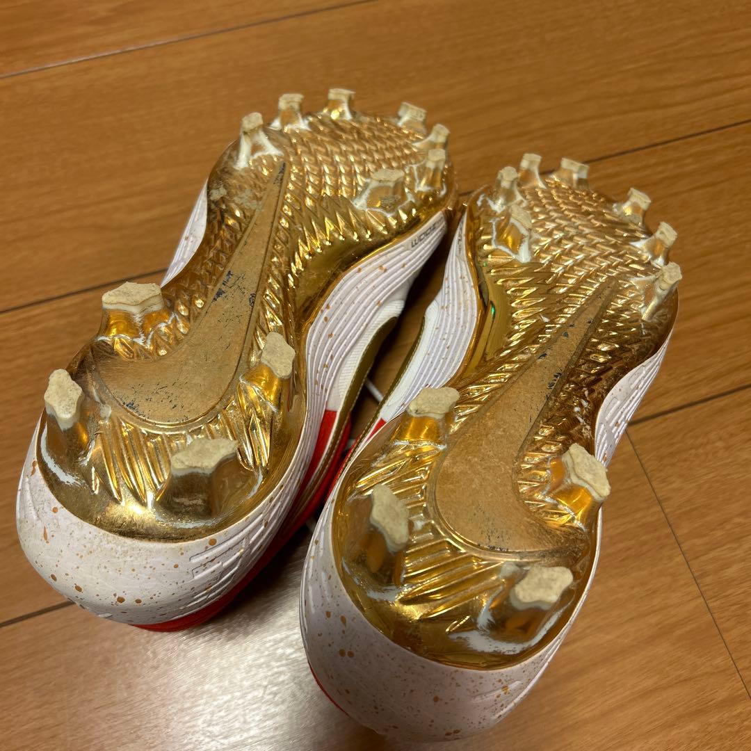 レア！ナイキ 野球 オーダースパイク ホワイト/レッド/ゴールド