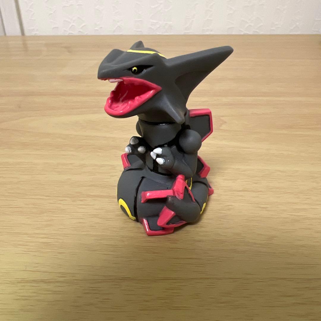 ポケモンキッズ レックウザ 色違い 指人形 - メルカリ