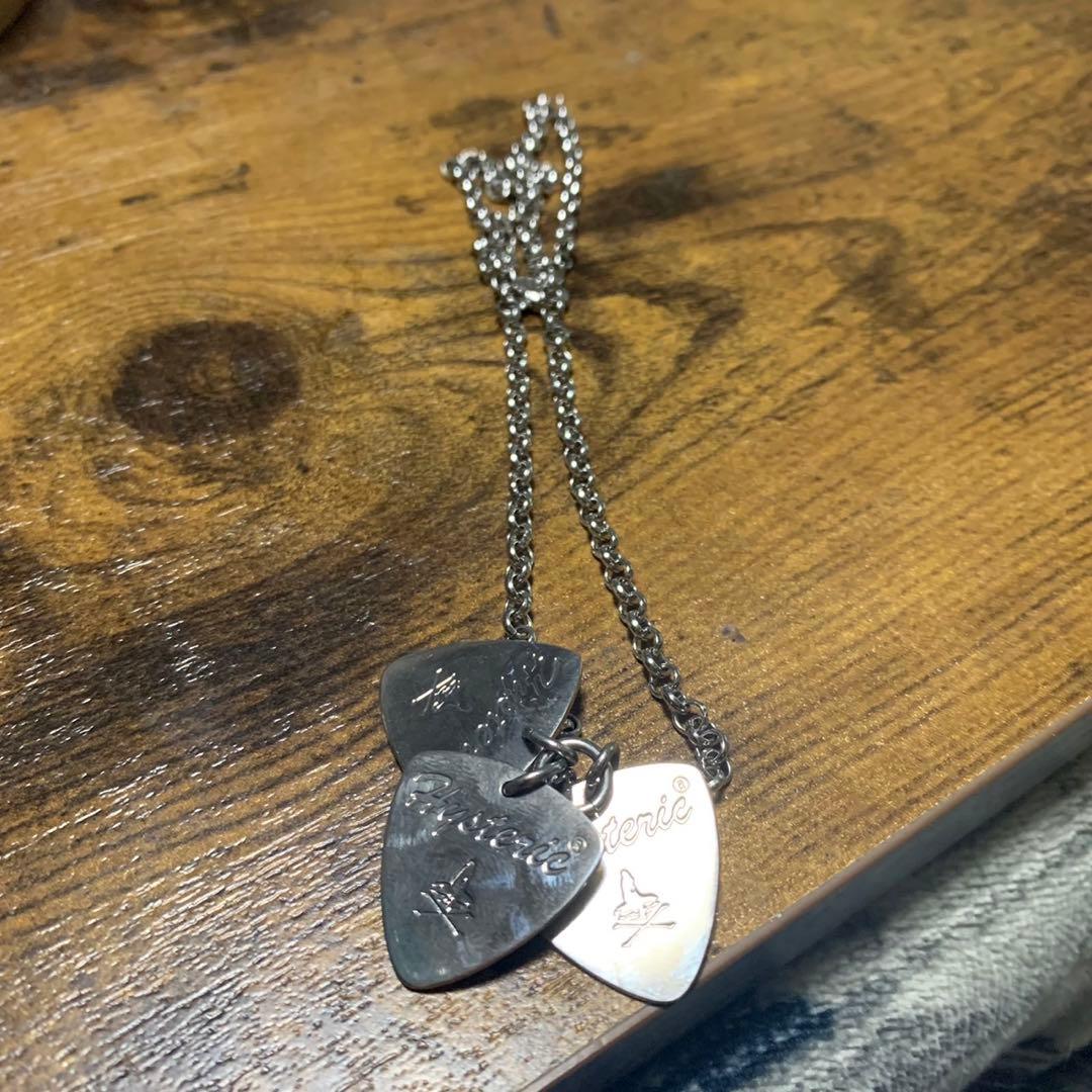 ヒステリックグラマー ギターガール ピックネックレス - メルカリ