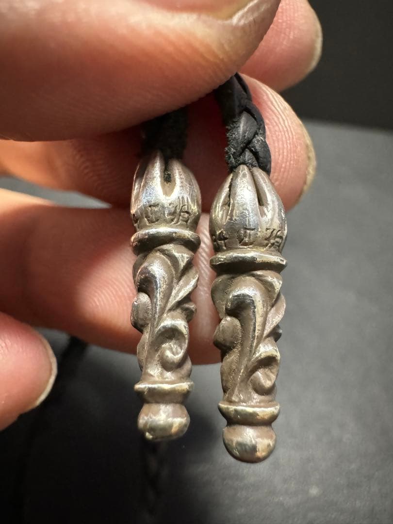 インボイス原本】クロムハーツ ラージ クロス ベイル レザー ブレード