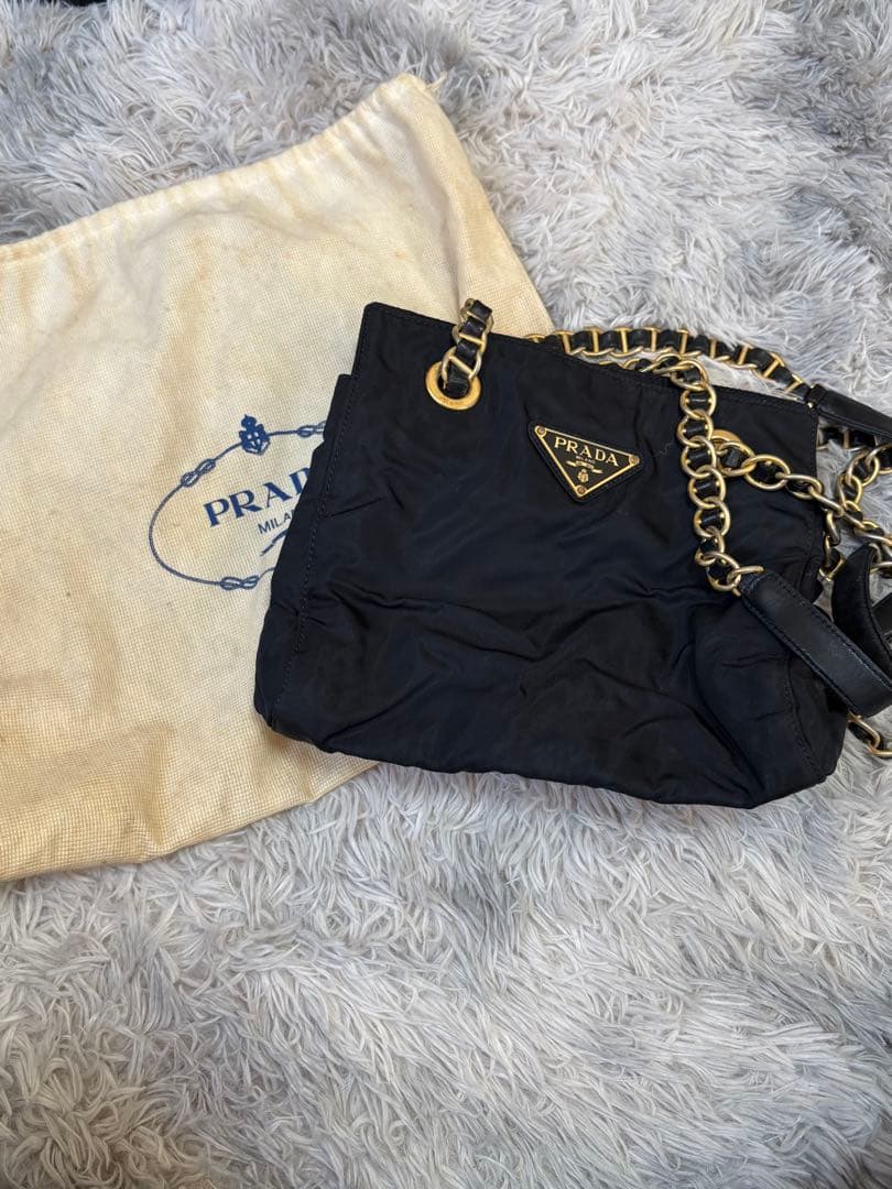 プラダチェーンバッグ　ナイロン　ヴィンテージ