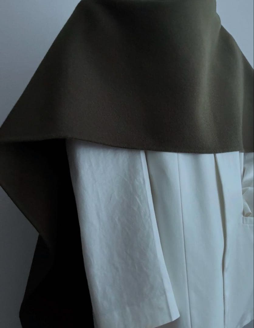 digne ディニュthrow shawl coat - khakiストール - メルカリ