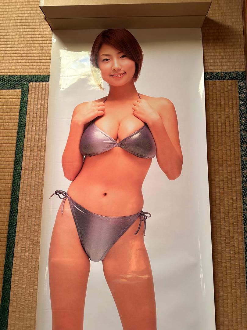 ぴーや 十味、MEGUMI、新谷姫加、藤乃あおいの等身大、特大ポスター