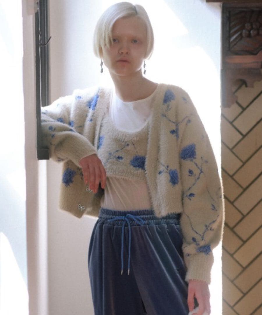 furfur ローズジャガード カーディガン