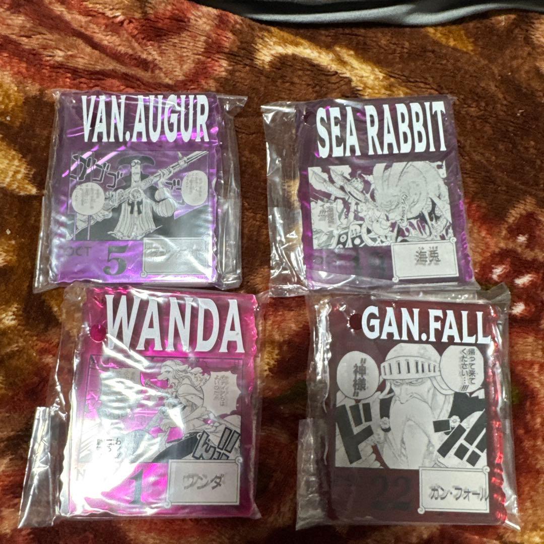 ワンピース ベース ショップ 一番くじ アクリル ブロック チャーム 4