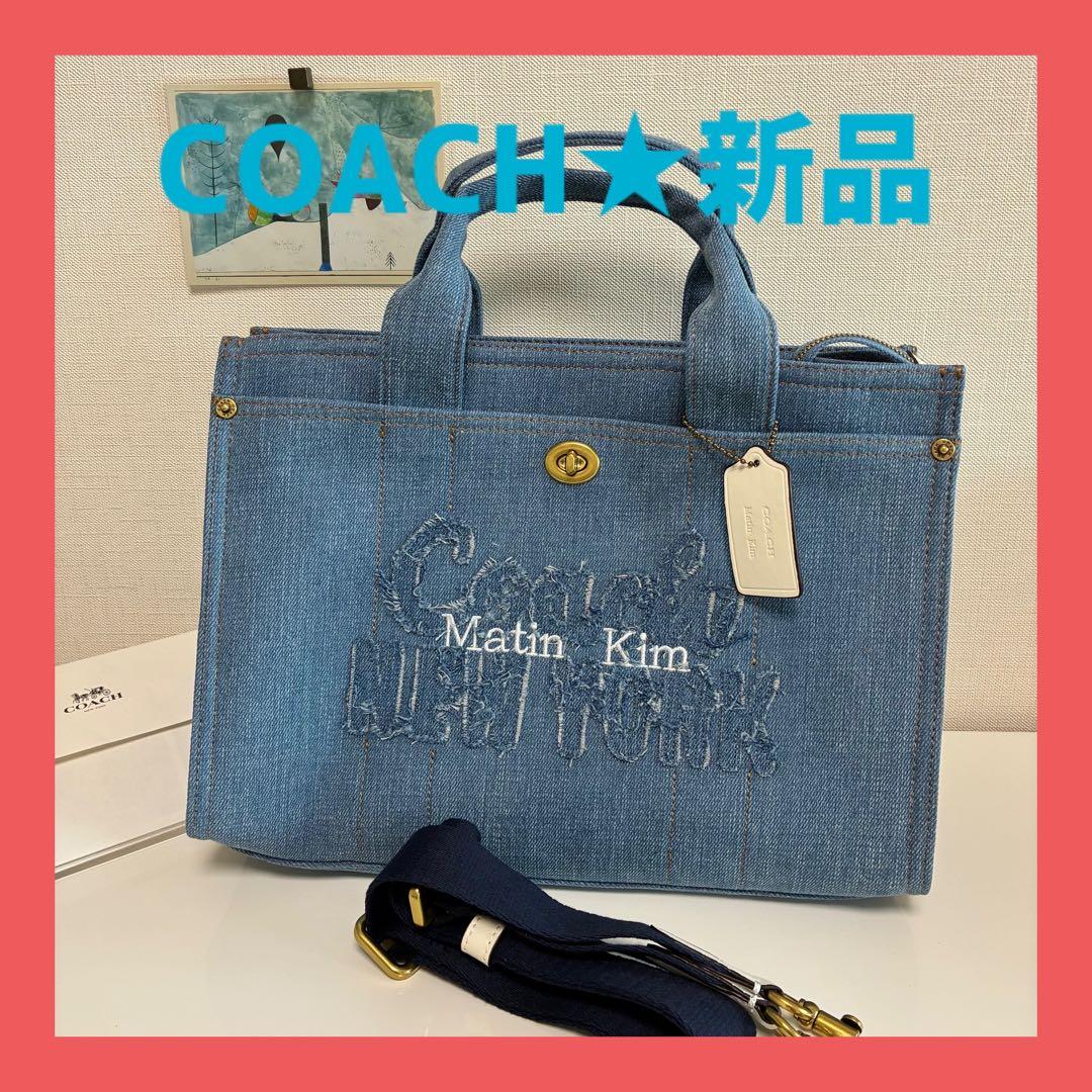 新品】COACH Matin Kimカーゴトートバッグ - メルカリ