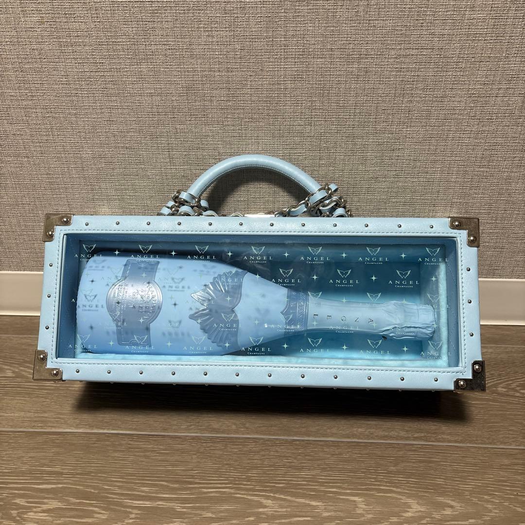 エンジェル シャンパン ドゥミセック ブルー 専用ケース付き 楽天市場】正規品『 エンジェルシャンパン ドゥミセック 750ml箱入