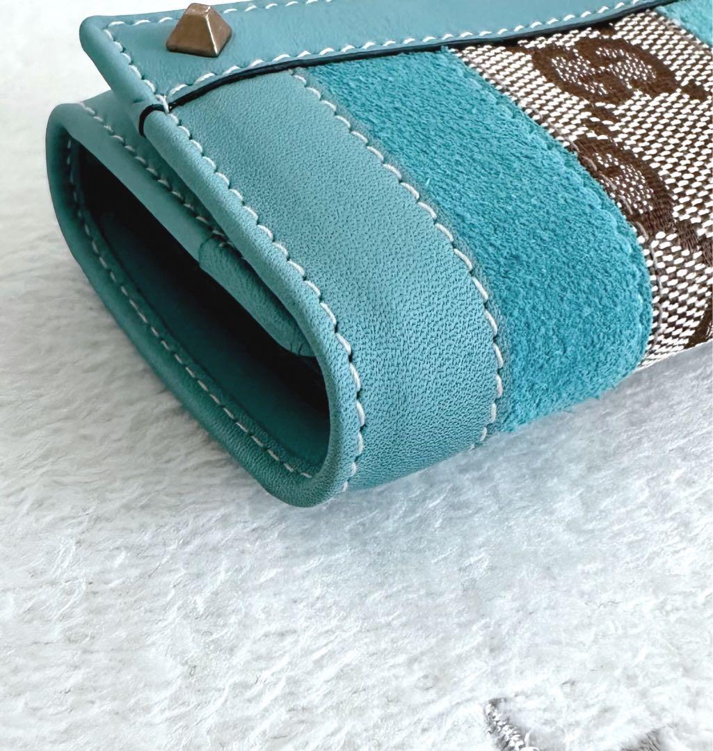 【極美品】グッチ　キーケース　GG柄　6連　レザー　スタッズ　ジャガード　箱付き