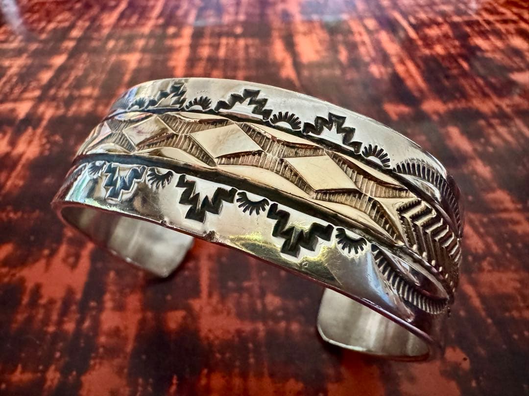 ブルースモーガン バングル 14K レアデザイン 幅広 ワイド 小さめ