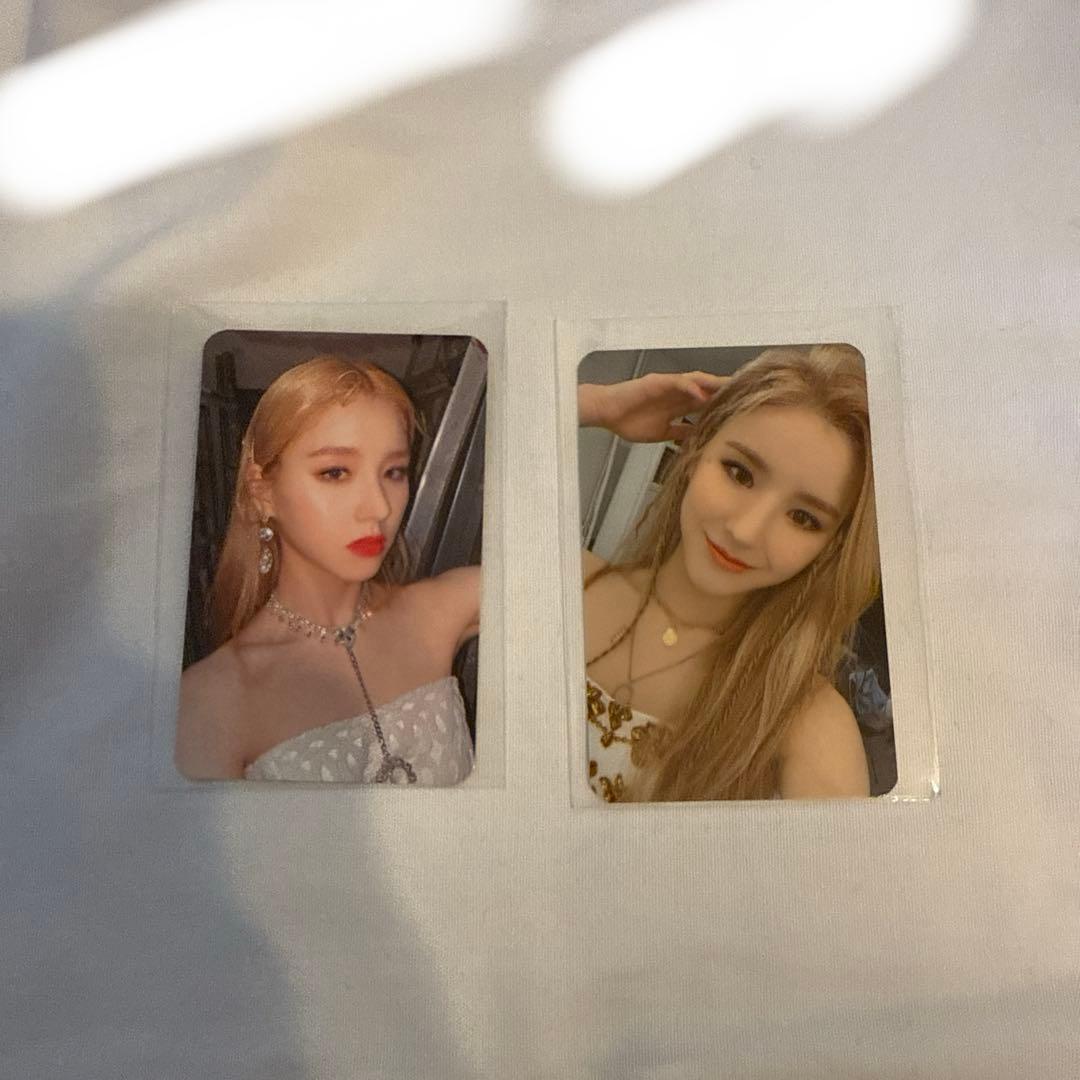 LOONA ARTMS ヒジン トレカ - メルカリ