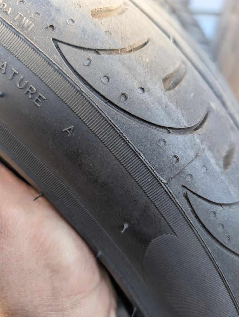 ピレリ PZERO NERO GT 245/40R19 98Y 2本