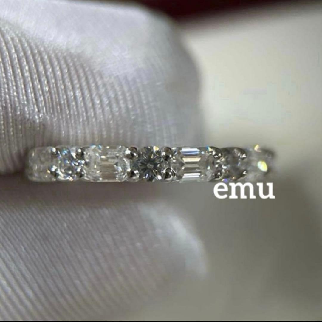 最高級モアサナイト/ ラウンドカット＆エメラルドカット ハーフ