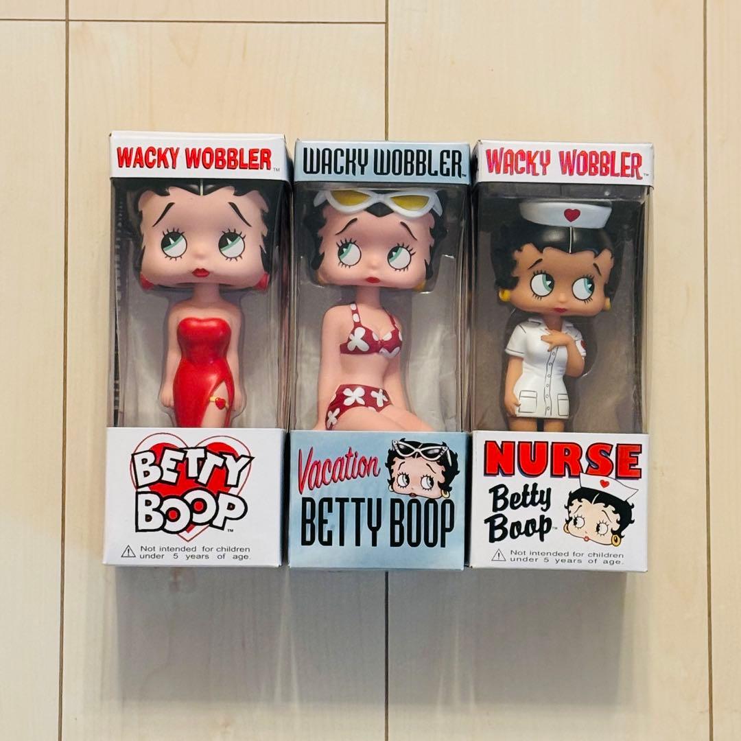 ワッキーワブラー（WACKY WOBBLER） BETTY BOOP 3体セット Betty Boop Drive-In Wacky Wobbler - Entertainment Earth