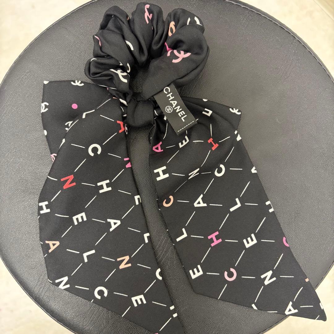 CHANEL シャネル ココマーク ロゴ リボン シュシュ　シルク AA9304