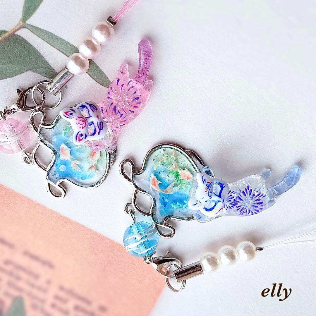 sawasawa様】1392.琉球ガラス 向日葵 じゃれ猫 レジン チャーム - メルカリ