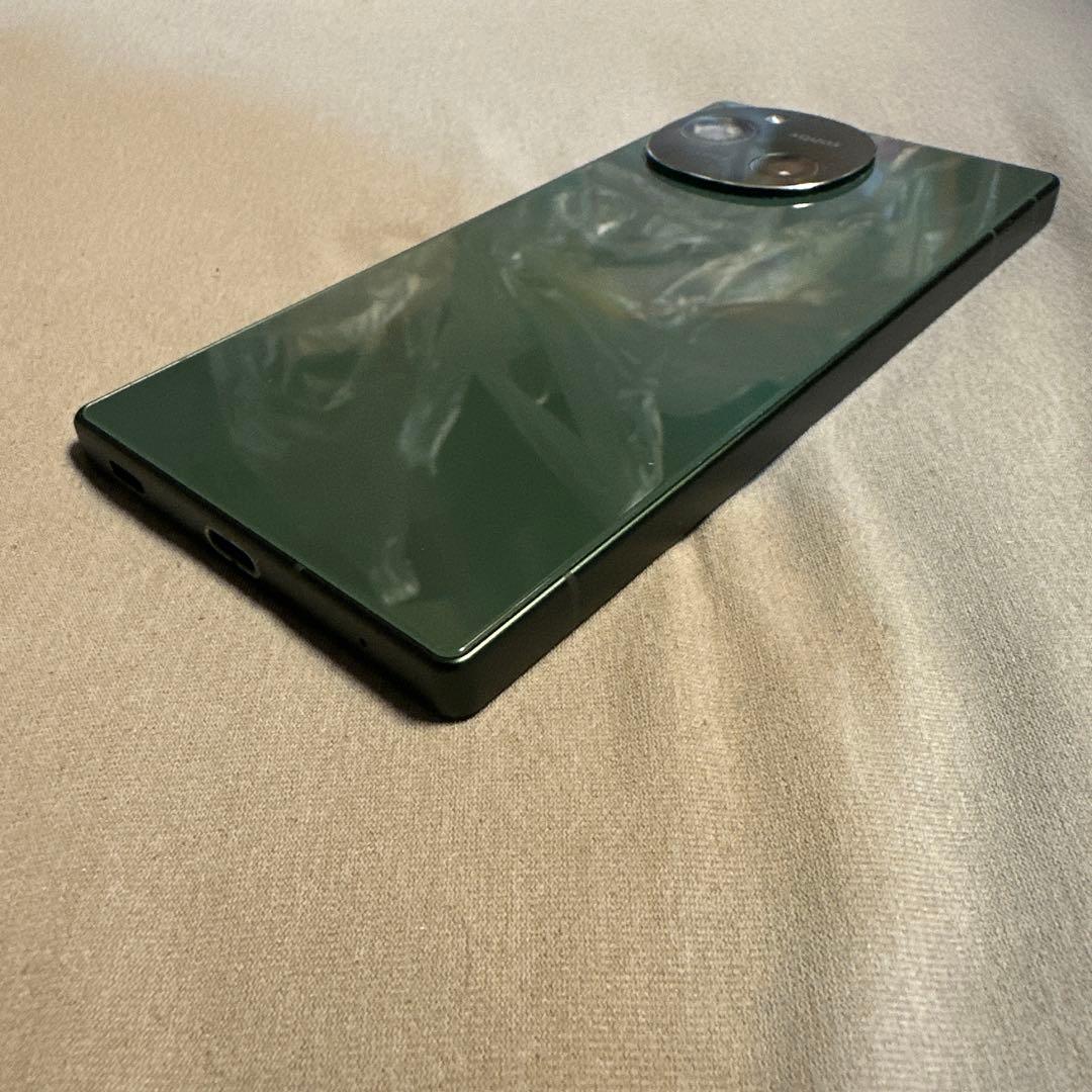 SHARP AQUOS R9 docomo SIMフリー グリーン 2 - メルカリ