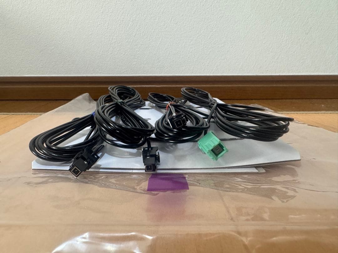 ルーミー ディスプレイオーディオ 新車外し GPS アンテナ HDMI配線付き