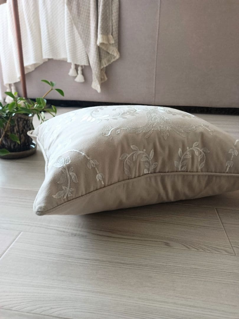 ローラアシュレイ ジョゼッテ ドーヴグレイ 中材フェザークッション付