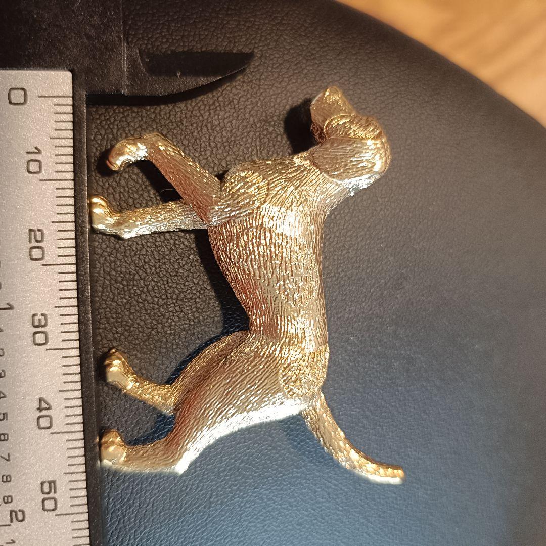 バーバリー レトリバーブローチ ロゴ刻印 ヴィンテージ - メルカリ