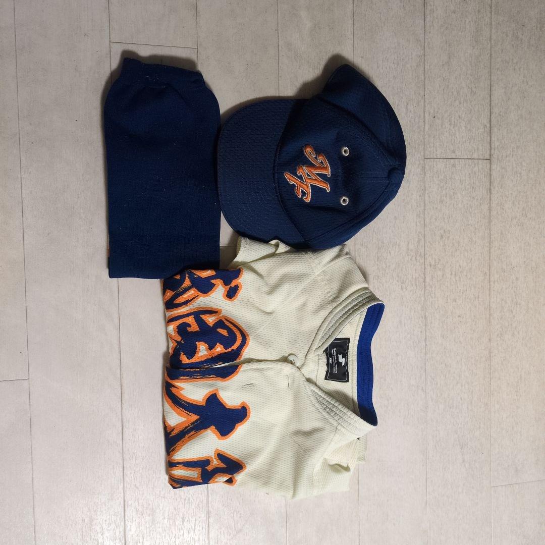 野球ユニフォーム えっ、普通にカッコいいんだけど…」まだ入手できるか!? ユニフォーム