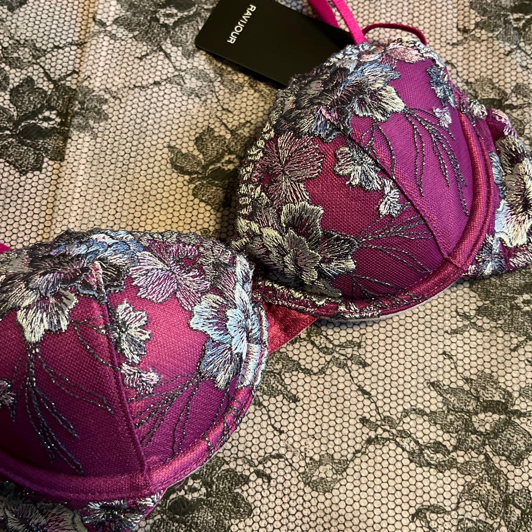 ☆Ravijour ☆sexypurple☆B70☆激レア☆TバックS