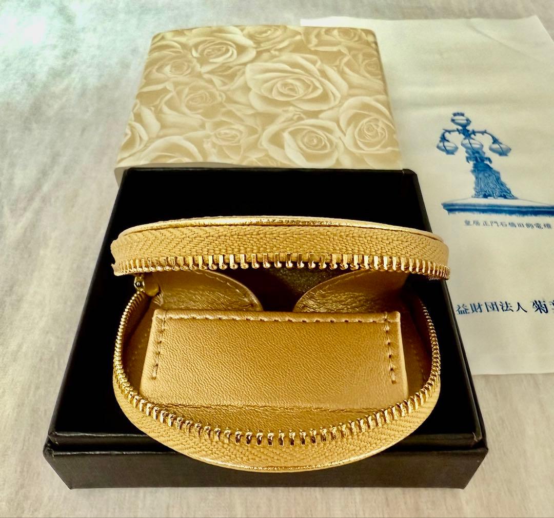 新品 皇居財布 小銭入れ 馬蹄形 ゴールド 菊葉文化協会 - メルカリ
