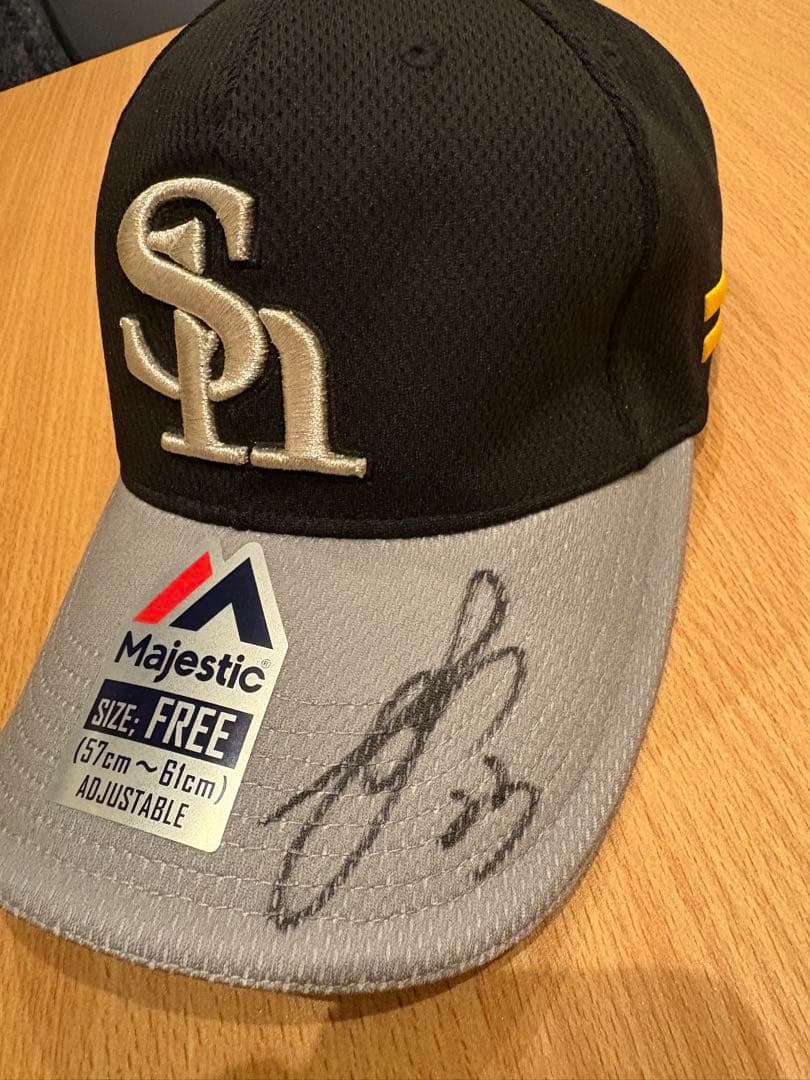 ソフトバンクホークス日本一記念！ 周東佑京選手 直筆サイン入りキャップ 周東佑京選手 福岡ソフトバンクホークス 日本一 直筆サイン入り実使用