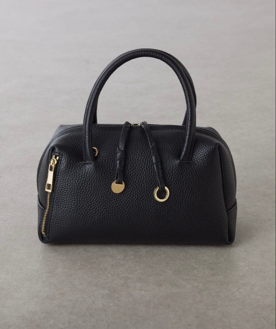 ⭐︎新品⭐︎ COLLAGE GALLARDAGALANTE レザーチャームボストン セール】PAPILLONNER/レザーチャームボストン（ボストンバッグ