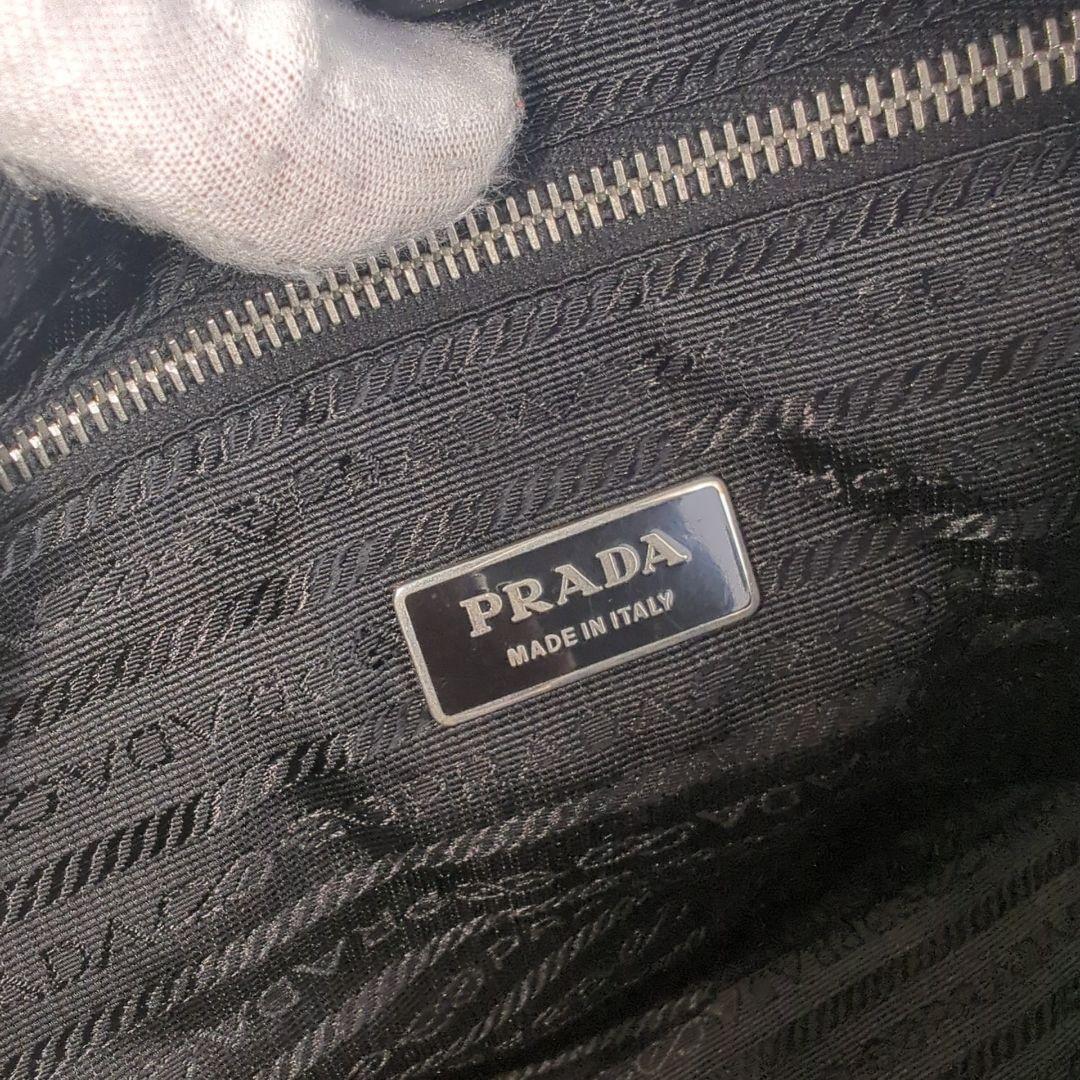 PRADA プラダ ナイロン ショルダー メッセンジャーバッグ プレート ロゴ