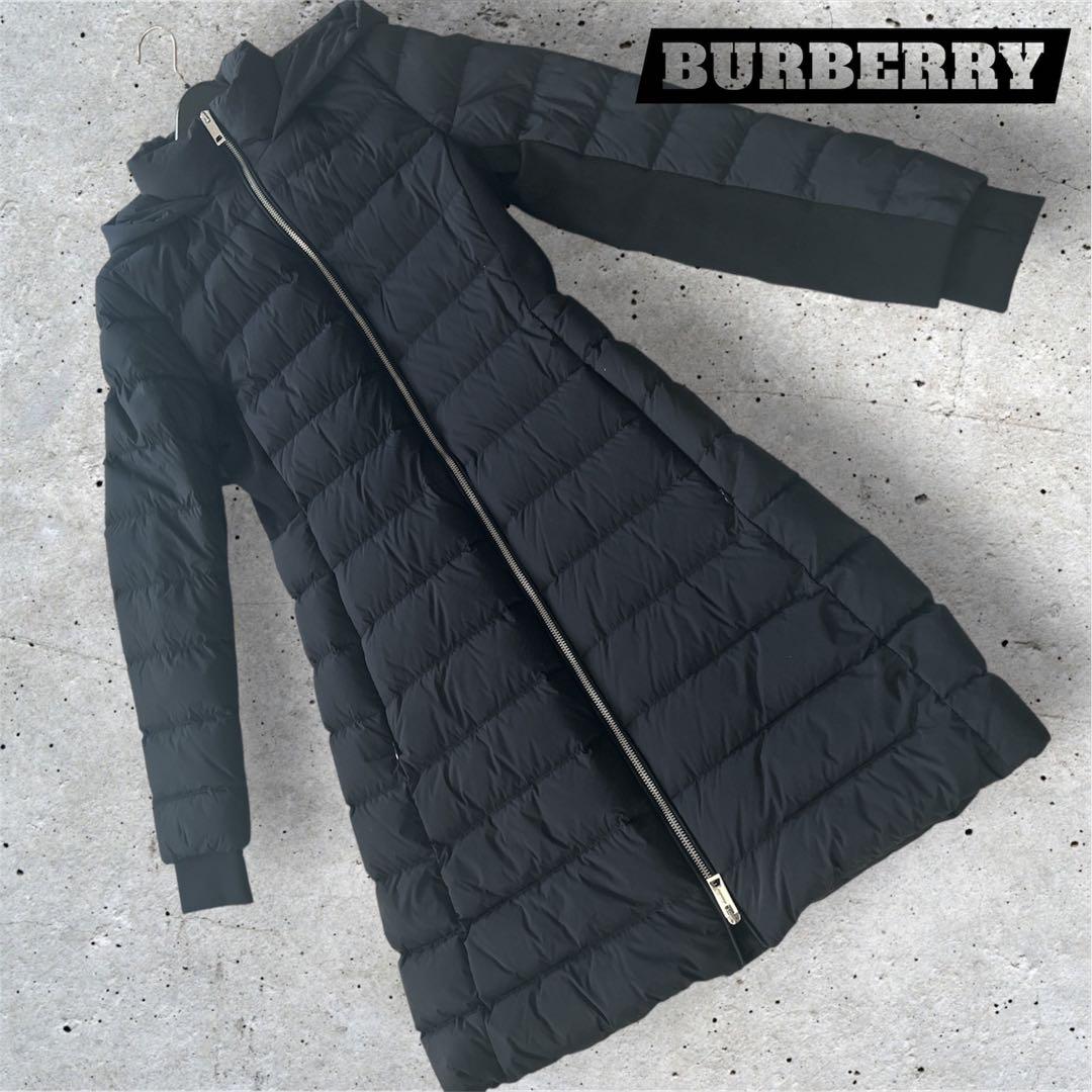 BURBERRY ブラック ダウンジャケット フード付き - メルカリ