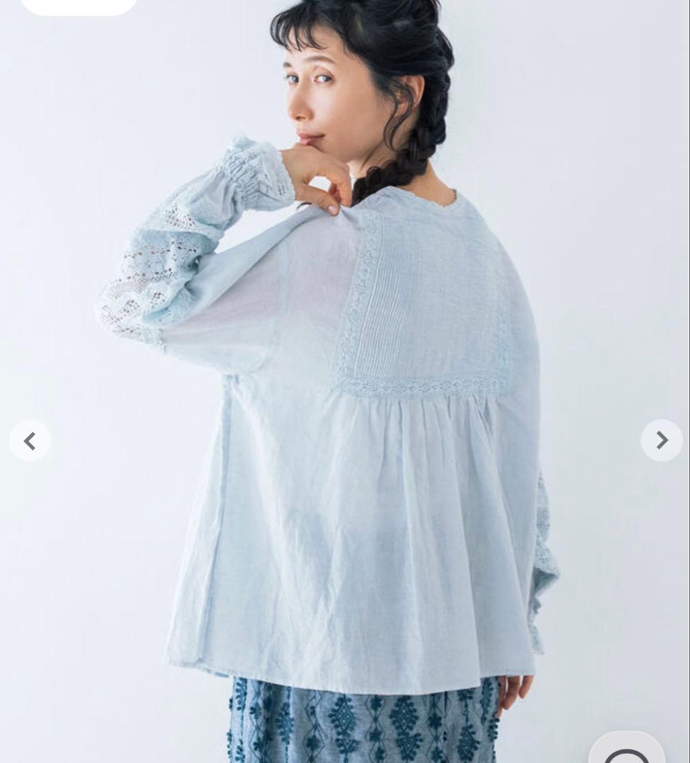 kazumi×Samansa Mos2】 袖レース前後着ブラウス ブルー - メルカリ