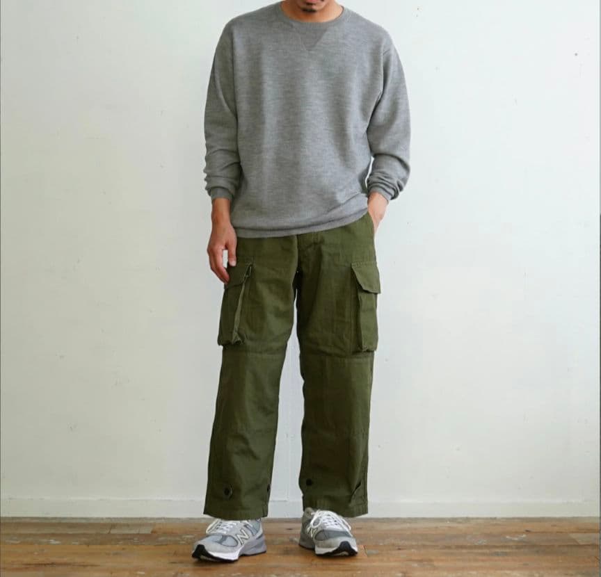 ジョンスメドレー 日本別注 30G Vガゼット クルーネックニット メリノ